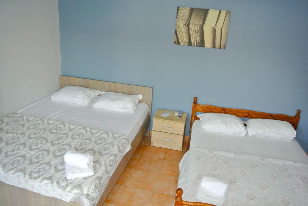 Kremasti Rooms Buitenkant foto