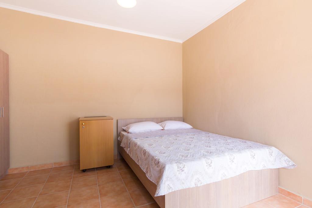 Kremasti Rooms Buitenkant foto