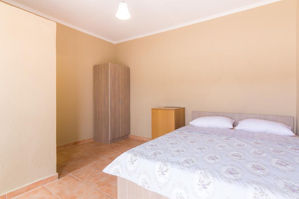 Kremasti Rooms Buitenkant foto